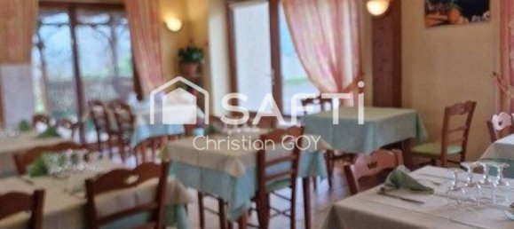 Propiedad comercial de 6 habitaciónes en Bourgoin-Jallieu, France No. 195270 3