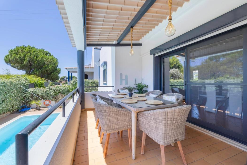 4 chambres Maison à Armacao de Pera, Portugal No. 249553