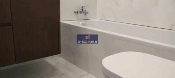 4 bedrooms Apartment in Porto, Portugal No. 78900 15