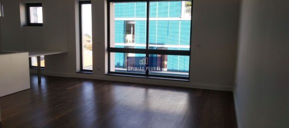 4 bedrooms Apartment in Porto, Portugal No. 78900 10