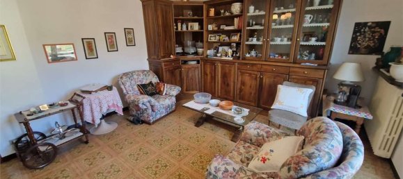 3 rooms Apartment in Omegna, Italy No. 202235 6