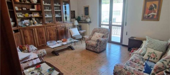 3 rooms Apartment in Omegna, Italy No. 202235 7