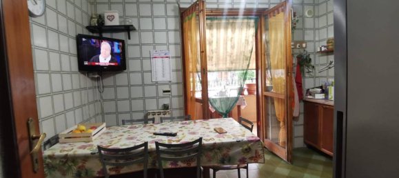 2 rooms Apartment in San Nicola la Strada, Italy No. 6561 2