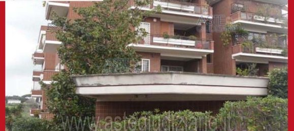 5 bedrooms Apartment in Rome, Italy No. 334109 14