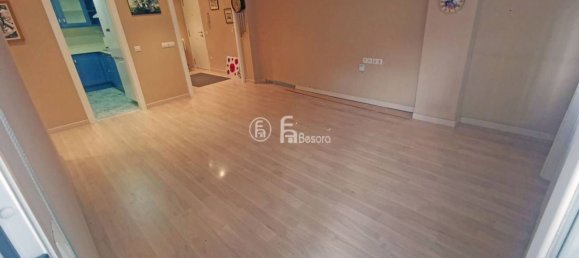 Apartamento de 3 dormitorios en Lérida, Spain No. 168098 12