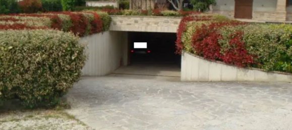 14 rooms Villa in Bastia Umbra, Italy No. 49959 54