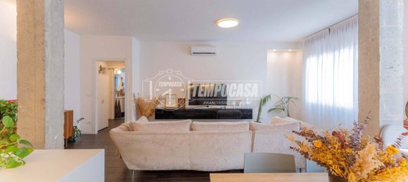 2 Schlafzimmer Wohnung in Magenta, Italy, Nr. 267010 8