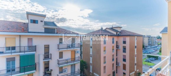 2 Schlafzimmer Wohnung in Magenta, Italy, Nr. 267010 24