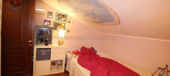 Villa de 5 habitaciónes en Sarzana, Italy No. 313172 24