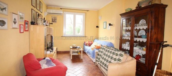 Villa de 5 habitaciónes en Sarzana, Italy No. 313172 7