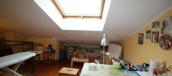 Villa de 5 habitaciónes en Sarzana, Italy No. 313172 19