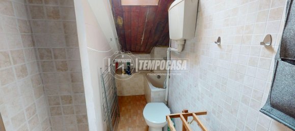 Estudio en Turin, Italy No. 271682 10