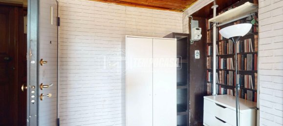 Estudio en Turin, Italy No. 271682 3