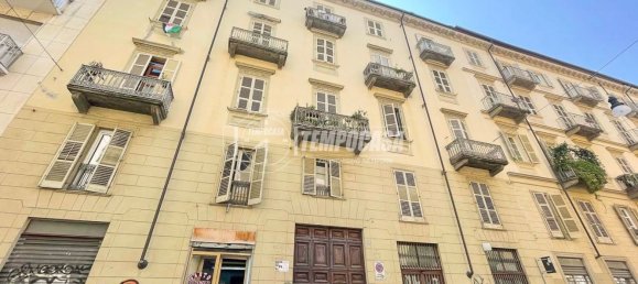 Estudio en Turin, Italy No. 271682 16