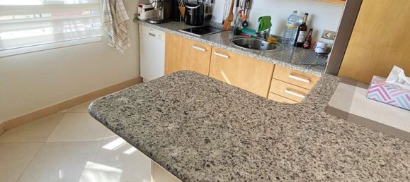 Дуплекс с 2 спальнями в Бенальмадена, Испания № 88797 9