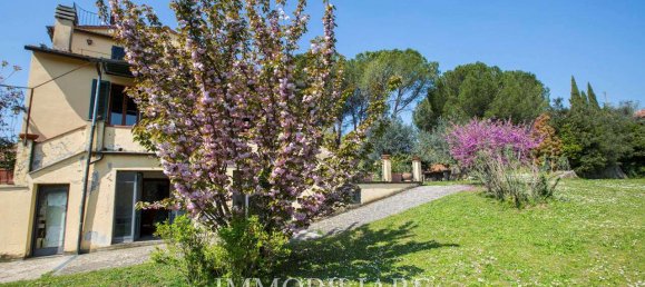 5 bedrooms Villa in Fiesole, Italy No. 354720 10