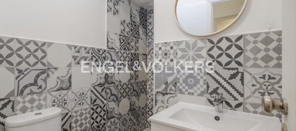 3 bedrooms Apartment in Lisbon, Portugal No. 12923 17