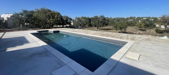 Вилла с 3 комнатами в Остуни, Италия № 185852 41