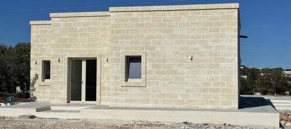 Вилла с 3 комнатами в Остуни, Италия № 185852 43