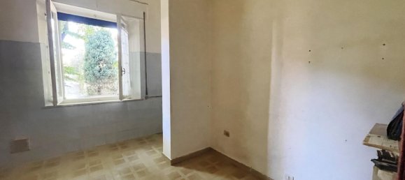 4 bedrooms Apartment in Jesi, Italy No. 332503 5