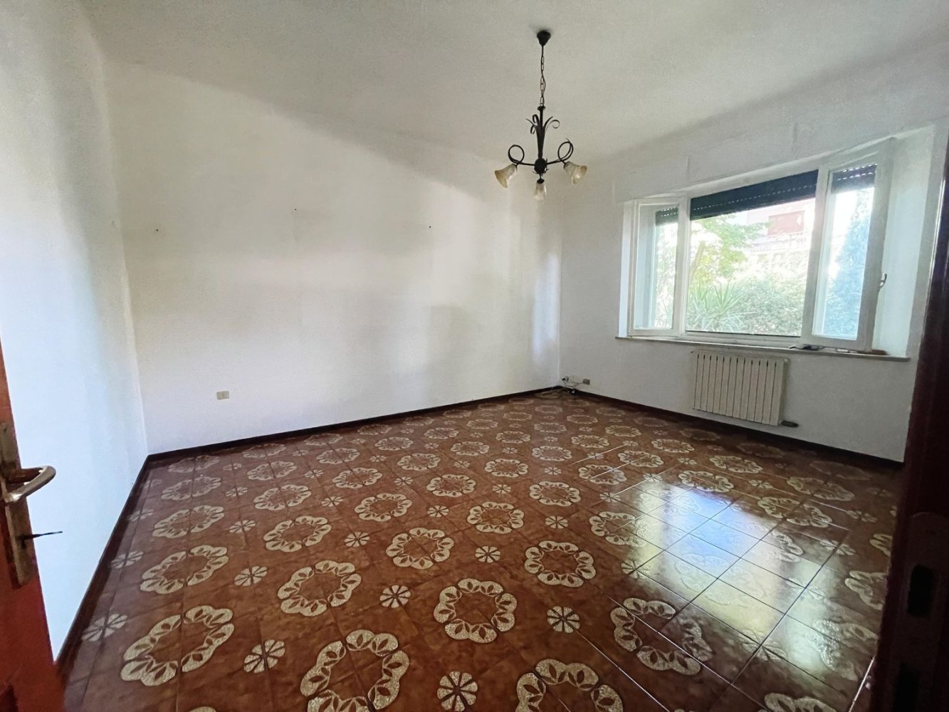 4 bedrooms Apartment in Jesi, Italy No. 332503