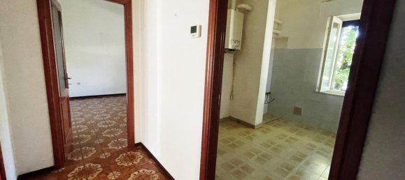 4 bedrooms Apartment in Jesi, Italy No. 332503 8
