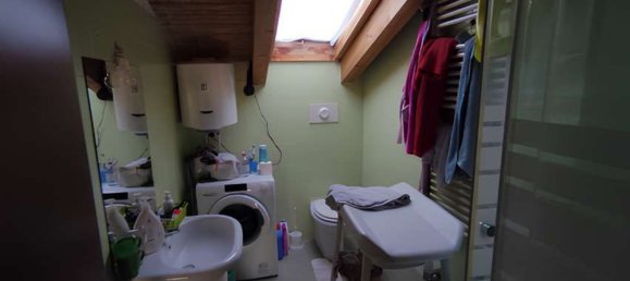 3-salle Appartement à Giussano, Italy No. 182455 3