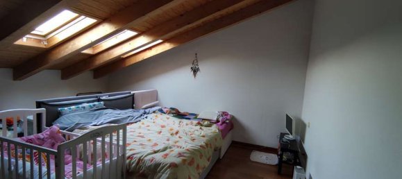 3-salle Appartement à Giussano, Italy No. 182455 4