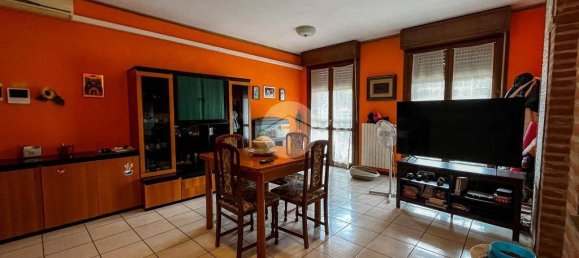 2 Schlafzimmer Wohnung in Castrezzato, Italy, Nr. 287328 5