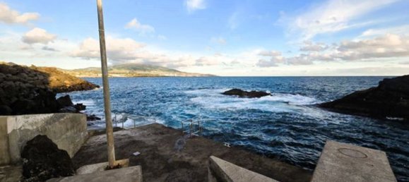 Дом с 3 спальнями в Понта Делгада, Португалия № 47867 10