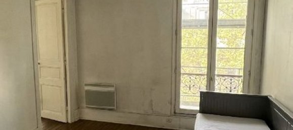 1 bedroom Apartment in Paris, France No. 172245 2