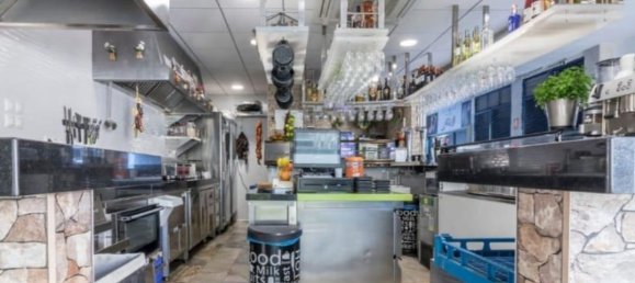 72 m² propiedad comercial en venta en Alicante, Comunidad Valenciana, Spain № 365533 8