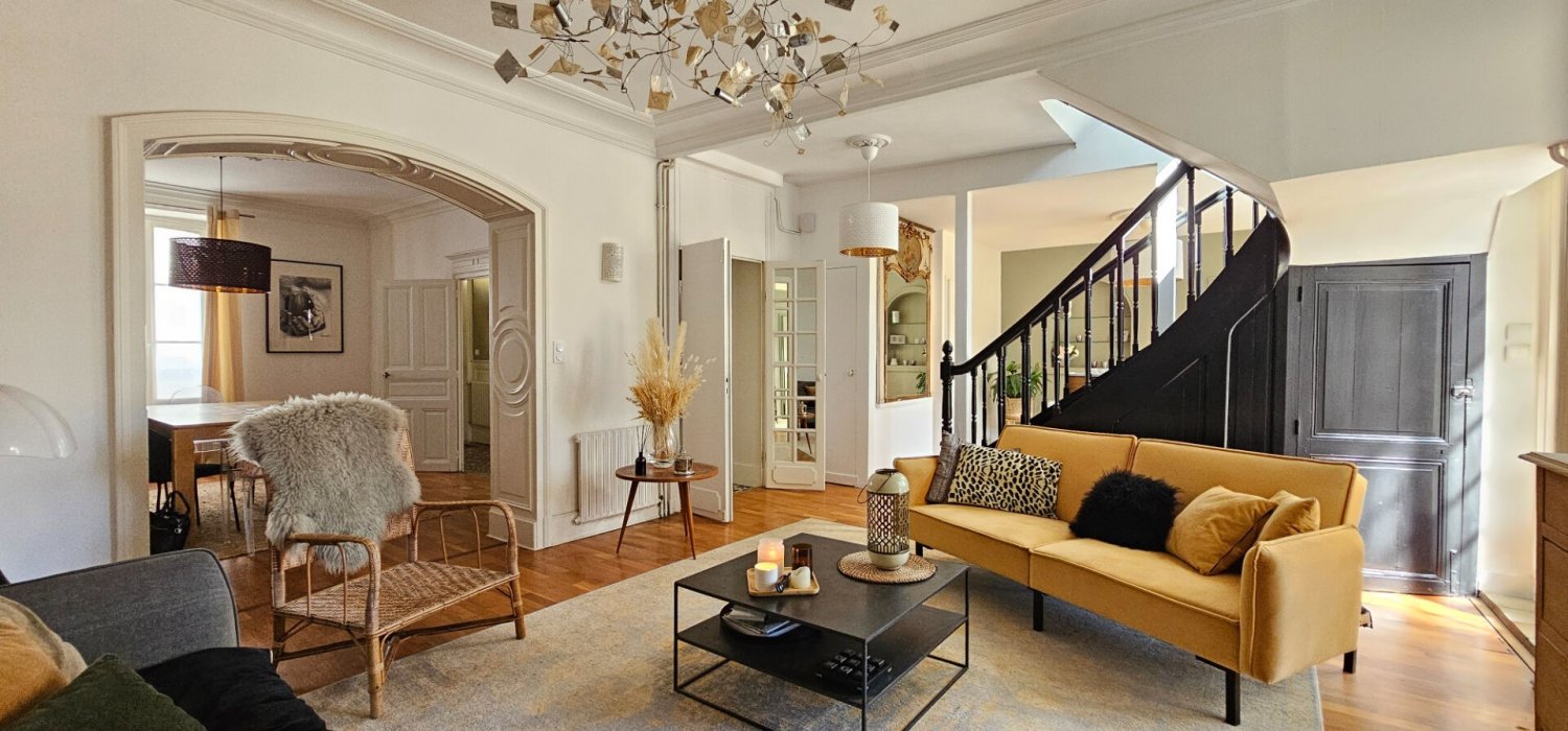 7 bedrooms House in La Roche-sur-Yon, France No. 293113