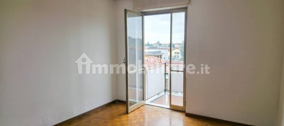 3 bedrooms Apartment in Carugo, Italy No. 341457 13