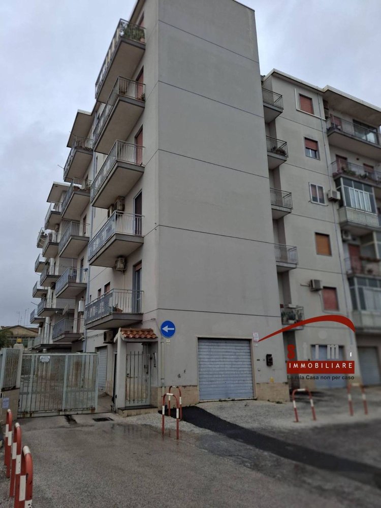3-salle Appartement à Syracuse, Italy No. 289673