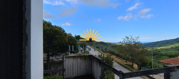 10 bedrooms House in Ripatransone, Italy No. 343127 4