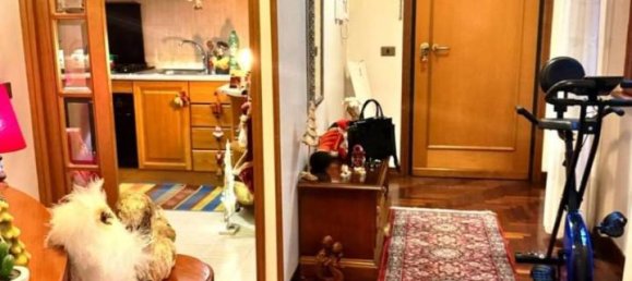 3 rooms Apartment in Rome, Italy No. 37600 2
