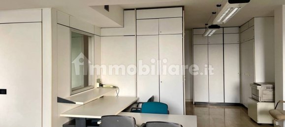 2 rooms Office in Rome, Italy No. 150929 13