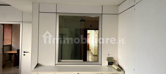 2 rooms Office in Rome, Italy No. 150929 10