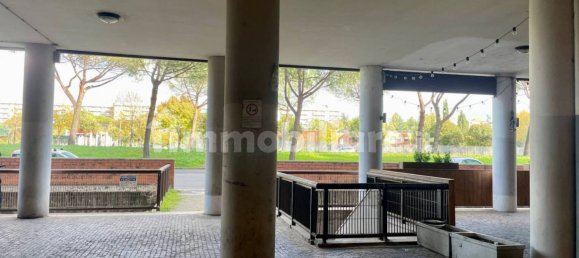 2 rooms Office in Rome, Italy No. 150929 9