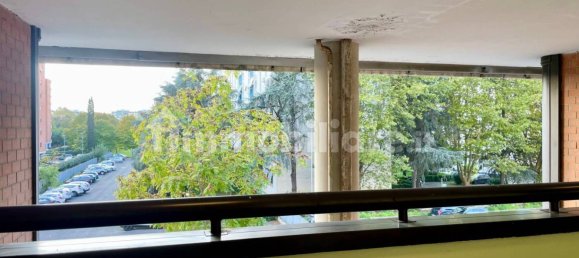 2 rooms Office in Rome, Italy No. 150929 6