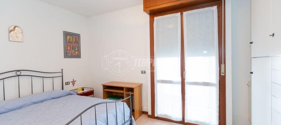 Квартира с 2 комнатами в Брешиа, Италия № 2249 13