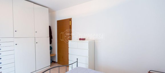 Квартира с 2 комнатами в Брешиа, Италия № 2249 18