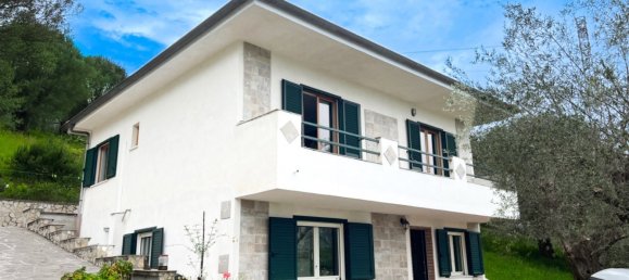 Villa de 3 dormitorios en Santa Marina, Italy No. 162142 11