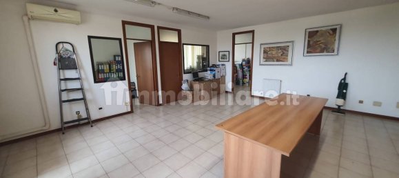 Escritório de 5 divisões em Rome, Italy N.º 336790 19