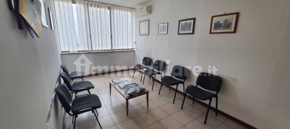 Escritório de 5 divisões em Rome, Italy N.º 336790 15