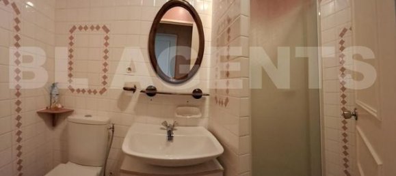 Casa de 3 dormitorios en Saint-Pavace, France No. 305335 8