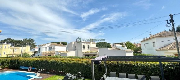 4 Schlafzimmer Villa in Quarteira, Portugal, Nr. 113533 2