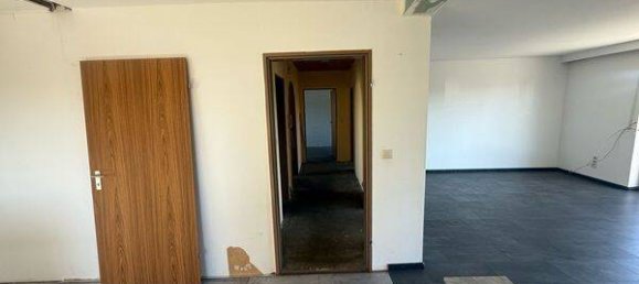 3 rooms Bungalow in Tirschenreuth, Germany No. 277158 3