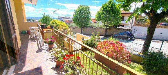 Villa de 11 habitaciónes en Spoltore, Italy No. 26551 8